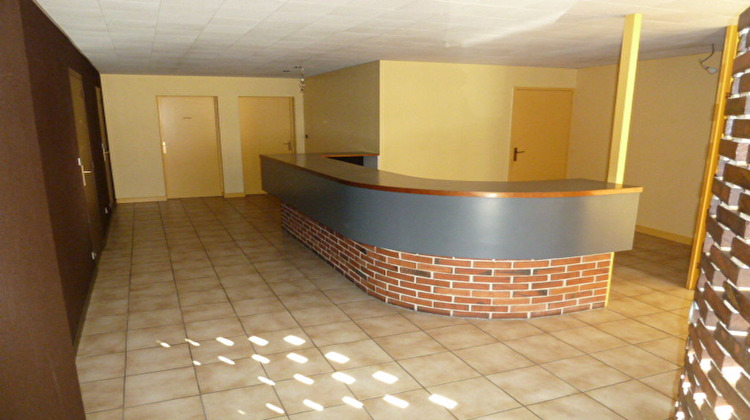 Ma-Cabane - Location Local commercial CHATEAU-GONTIER, 90 m²