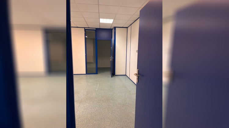 Ma-Cabane - Location Local commercial CHATEAU THIERRY, 672 m²