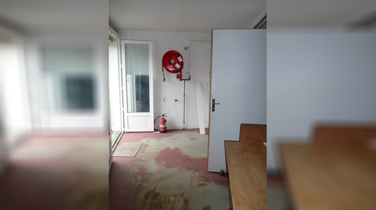 Ma-Cabane - Location Local commercial CHATEAUBERNARD, 194 m²