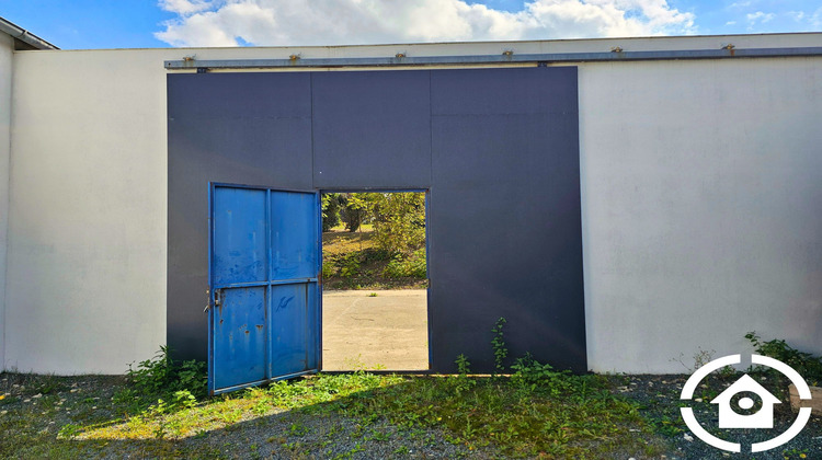 Ma-Cabane - Location Local commercial Châteaubernard, 216 m²