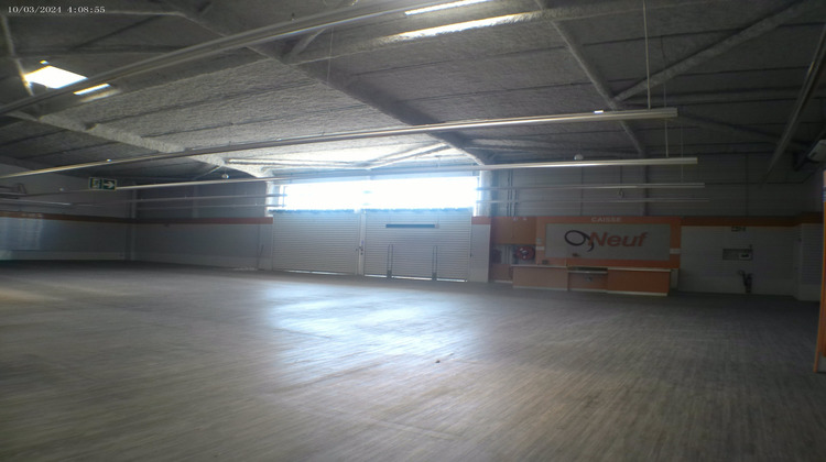 Ma-Cabane - Location Local commercial CHATEAUBERNARD, 1205 m²