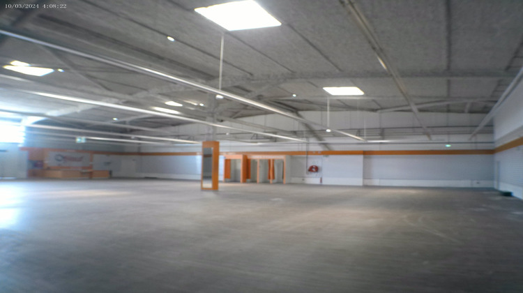 Ma-Cabane - Location Local commercial CHATEAUBERNARD, 1205 m²