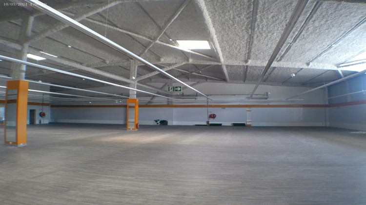 Ma-Cabane - Location Local commercial CHATEAUBERNARD, 1205 m²