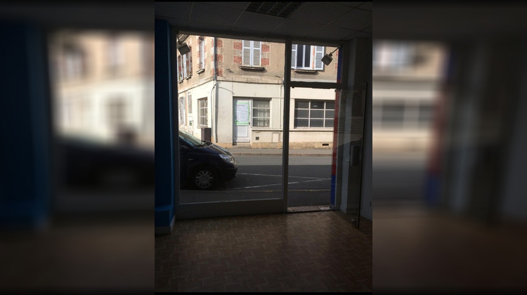 Ma-Cabane - Location Local commercial CHATEAUDUN, 17 m²