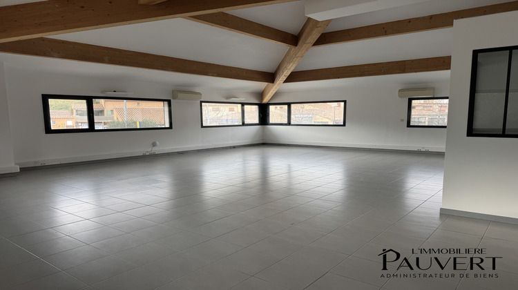 Ma-Cabane - Location Local commercial Châteauneuf-Grasse, 98 m²