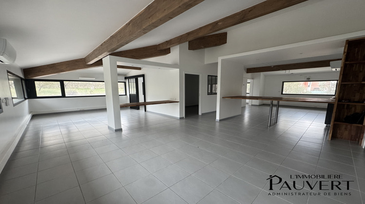 Ma-Cabane - Location Local commercial Châteauneuf-Grasse, 107 m²