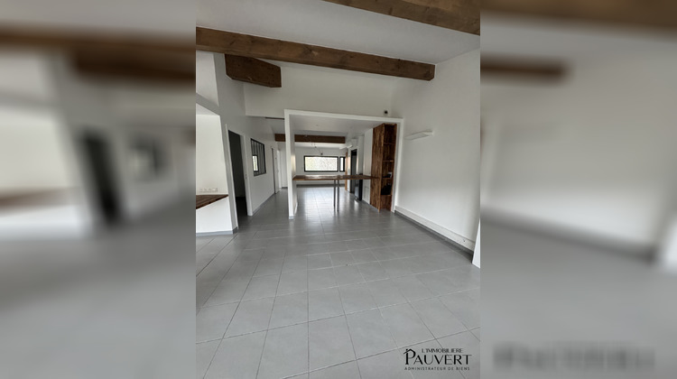 Ma-Cabane - Location Local commercial Châteauneuf-Grasse, 107 m²