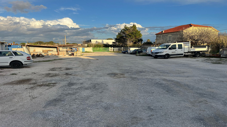 Ma-Cabane - Location Local commercial CHATEAUNEUF-LES-MARTIGUES, 240 m²