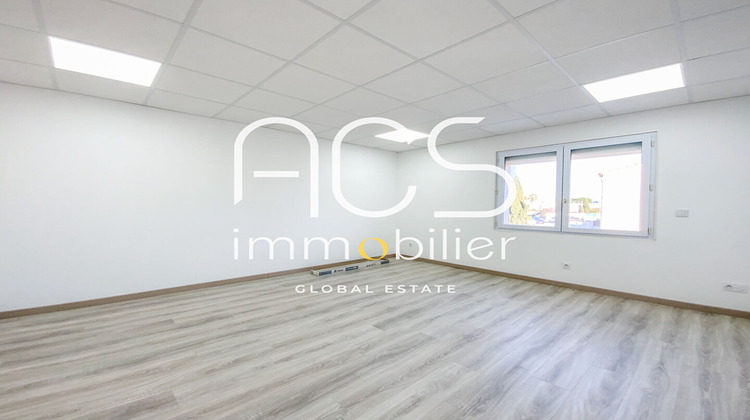 Ma-Cabane - Location Local commercial CHATEAUNEUF-LES-MARTIGUES, 82 m²