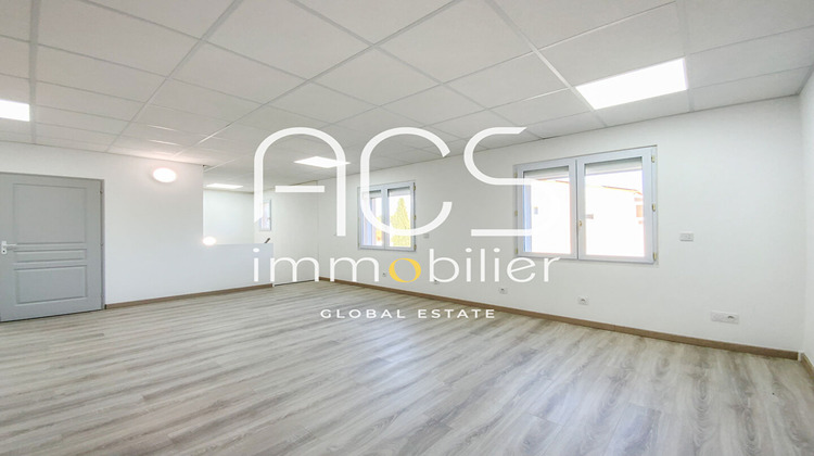 Ma-Cabane - Location Local commercial CHATEAUNEUF-LES-MARTIGUES, 82 m²