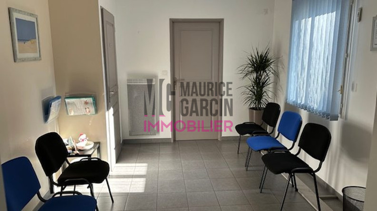 Ma-Cabane - Location Local commercial Châteaurenard, 30 m²