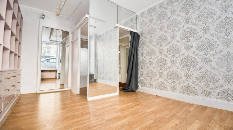 Ma-Cabane - Location Local commercial Châtel-Guyon, 16 m²