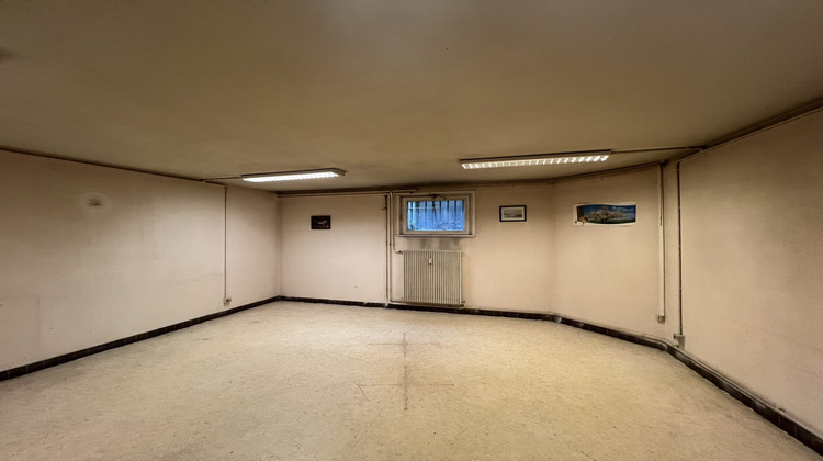 Ma-Cabane - Location Local commercial Châtel-Saint-Germain, 194 m²