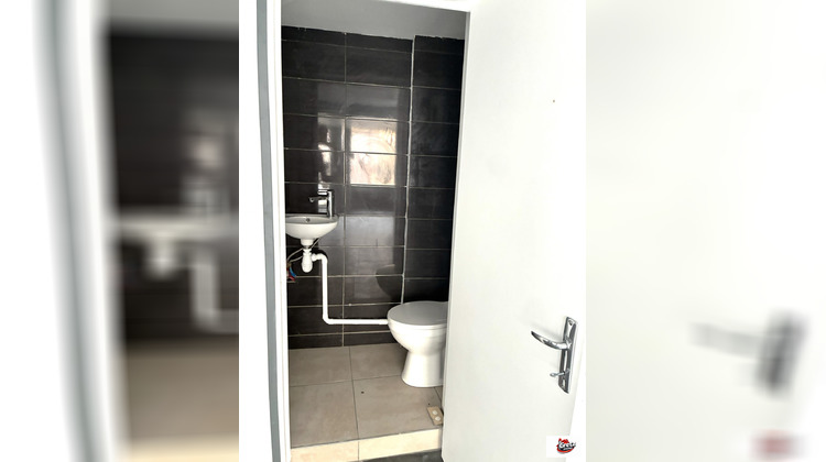 Ma-Cabane - Location Local commercial Chaumes-en-Brie, 19 m²