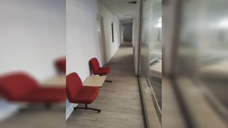 Ma-Cabane - Location Local commercial Chauny, 171 m²