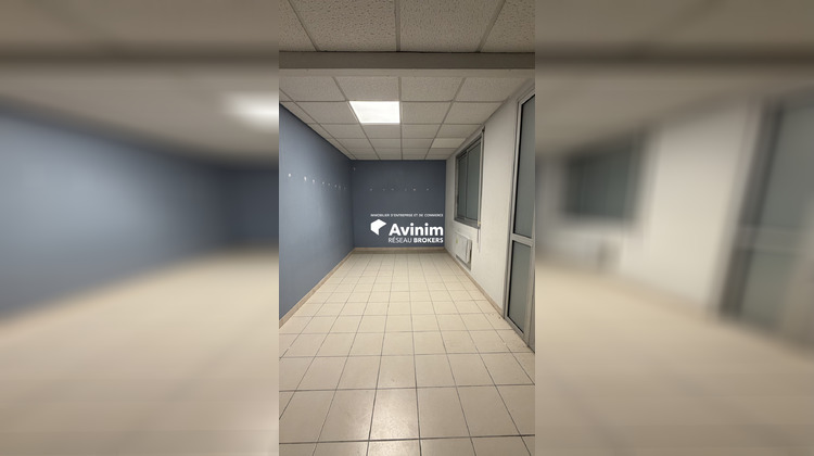 Ma-Cabane - Location Local commercial Chauray, 462 m²
