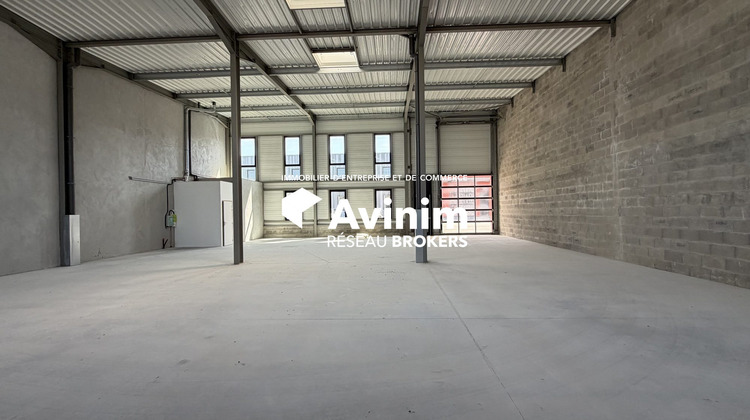 Ma-Cabane - Location Local commercial Chauray, 2770 m²