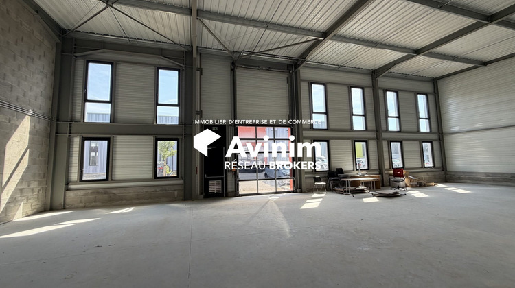 Ma-Cabane - Location Local commercial Chauray, 232 m²