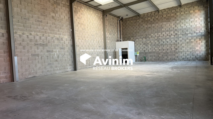 Ma-Cabane - Location Local commercial Chauray, 232 m²