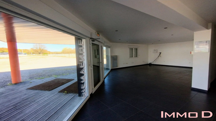 Ma-Cabane - Location Local commercial Chavelot, 143 m²