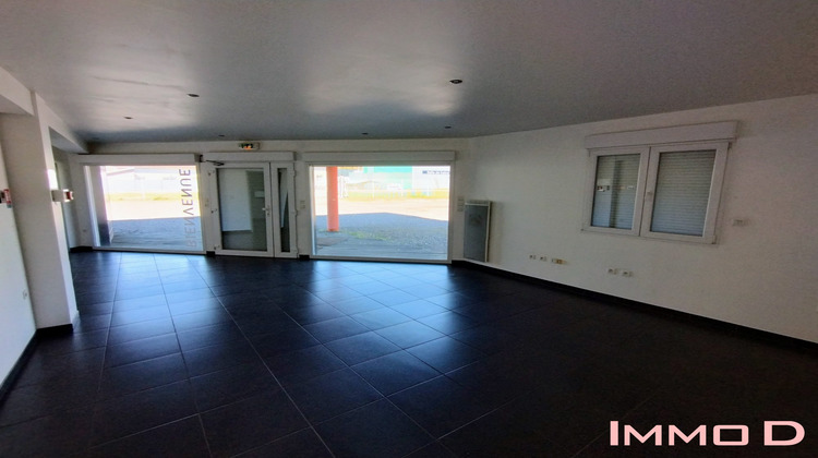 Ma-Cabane - Location Local commercial Chavelot, 143 m²