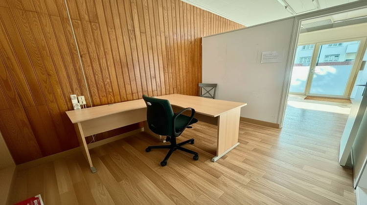 Ma-Cabane - Location Local commercial CHAVILLE, 56 m²