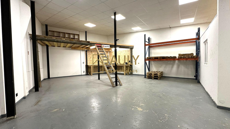 Ma-Cabane - Location Local commercial Chelles, 100 m²