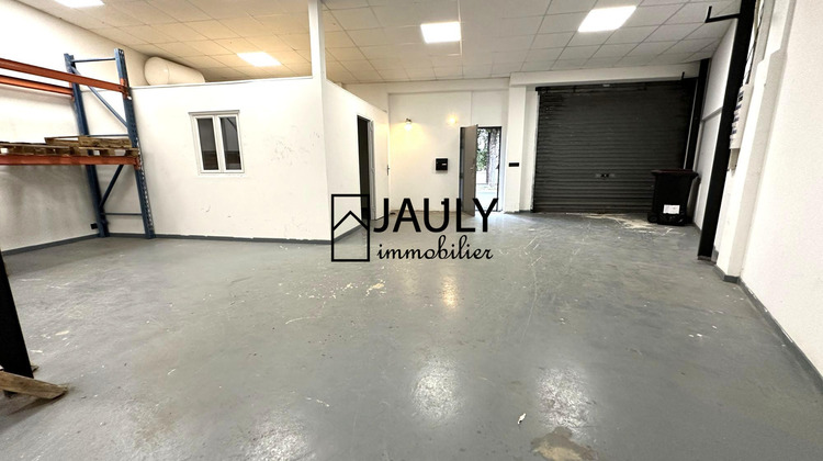 Ma-Cabane - Location Local commercial Chelles, 100 m²