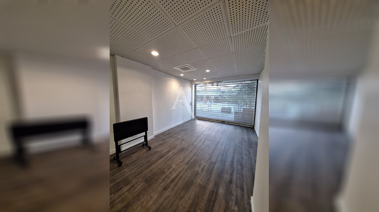 Ma-Cabane - Location Local commercial CHELLES, 65 m²