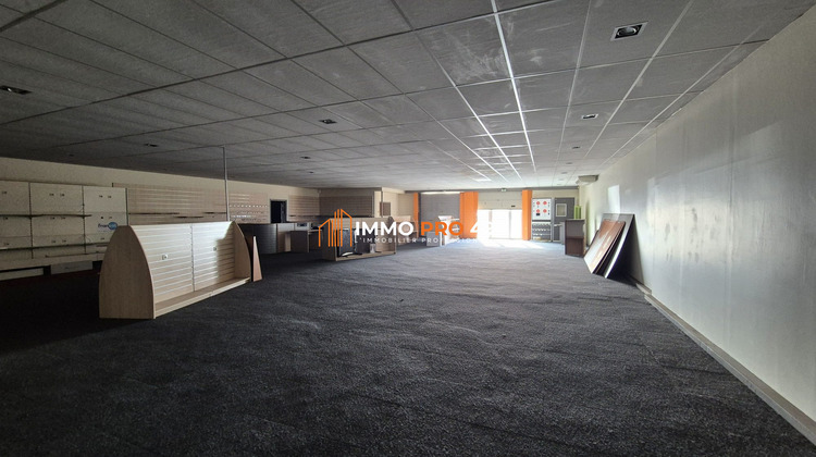 Ma-Cabane - Location Local commercial Chemillé-en-Anjou, 400 m²