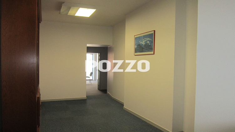 Ma-Cabane - Location Local commercial CHERBOURG-OCTEVILLE, 302 m²