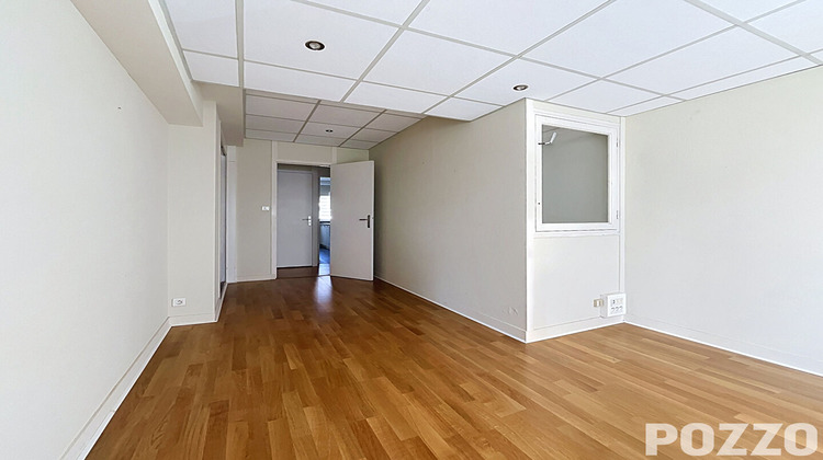 Ma-Cabane - Location Local commercial CHERBOURG-OCTEVILLE, 175 m²