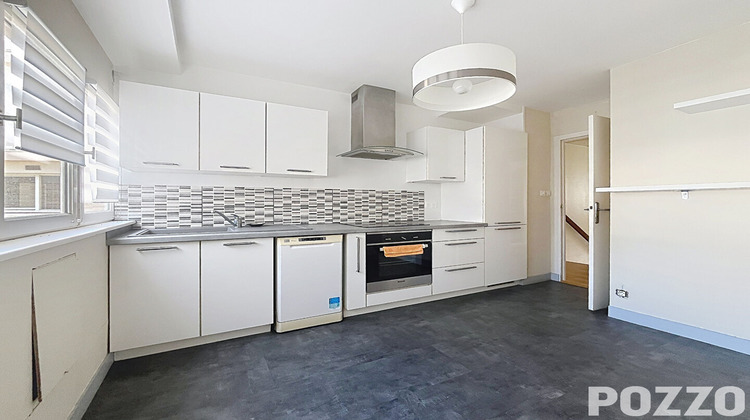 Ma-Cabane - Location Local commercial CHERBOURG-OCTEVILLE, 175 m²