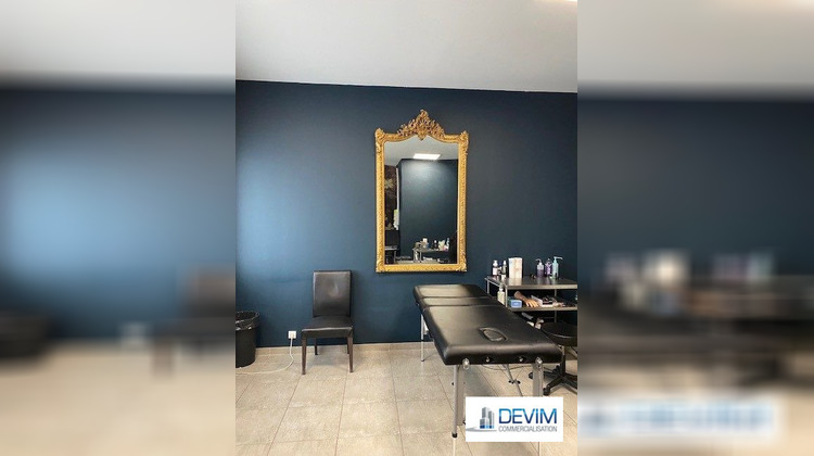 Ma-Cabane - Location Local commercial Chessy, 62 m²