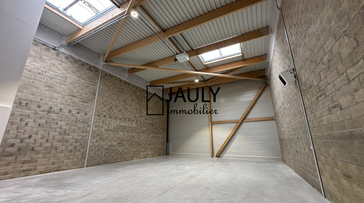 Ma-Cabane - Location Local commercial Chessy, 910 m²