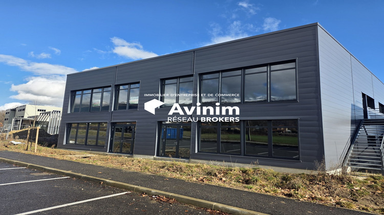 Ma-Cabane - Location Local commercial Chevry, 194 m²