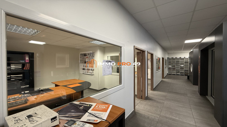 Ma-Cabane - Location Local commercial Cholet, 1100 m²