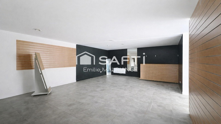 Ma-Cabane - Location Local commercial Cholet, 244 m²