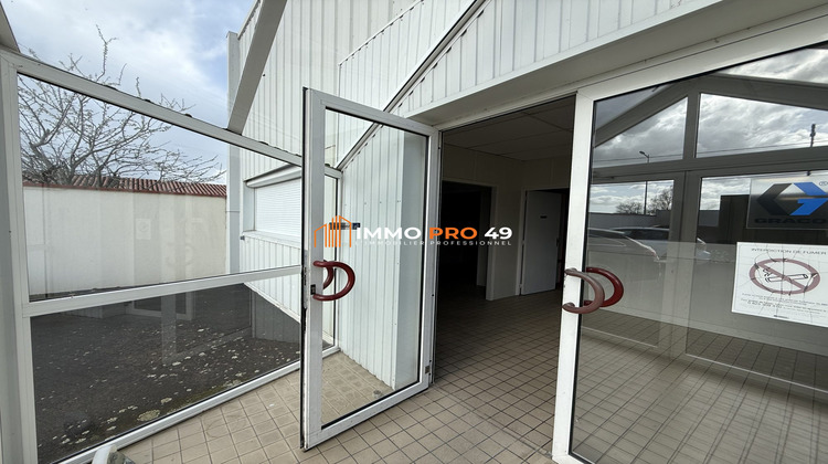 Ma-Cabane - Location Local commercial Cholet, 600 m²