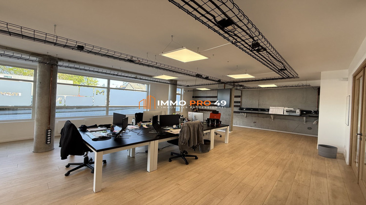 Ma-Cabane - Location Local commercial Cholet, 196 m²