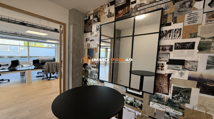 Ma-Cabane - Location Local commercial Cholet, 196 m²
