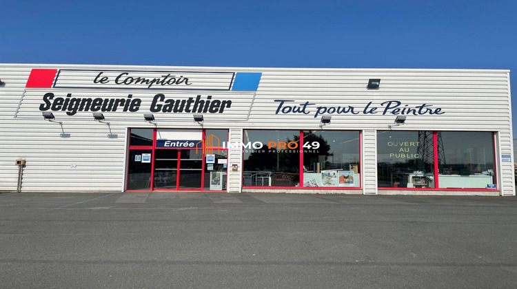 Ma-Cabane - Location Local commercial Cholet, 710 m²