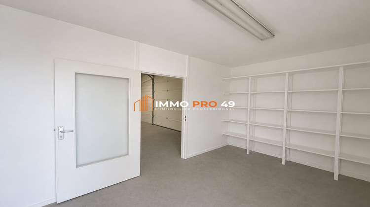 Ma-Cabane - Location Local commercial Cholet, 165 m²