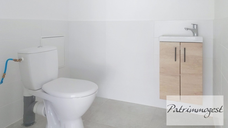 Ma-Cabane - Location Local commercial CIVENS, 90 m²