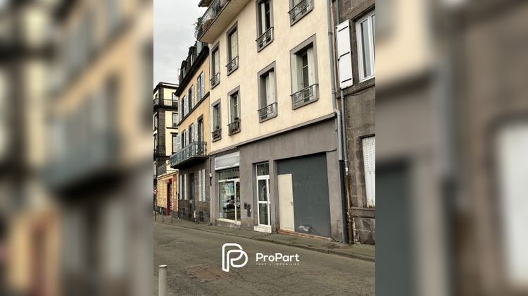 Ma-Cabane - Location Local commercial Clermont-Ferrand, 103 m²