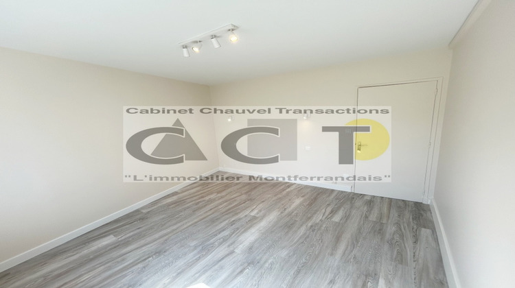 Ma-Cabane - Location Local commercial Clermont-Ferrand, 31 m²