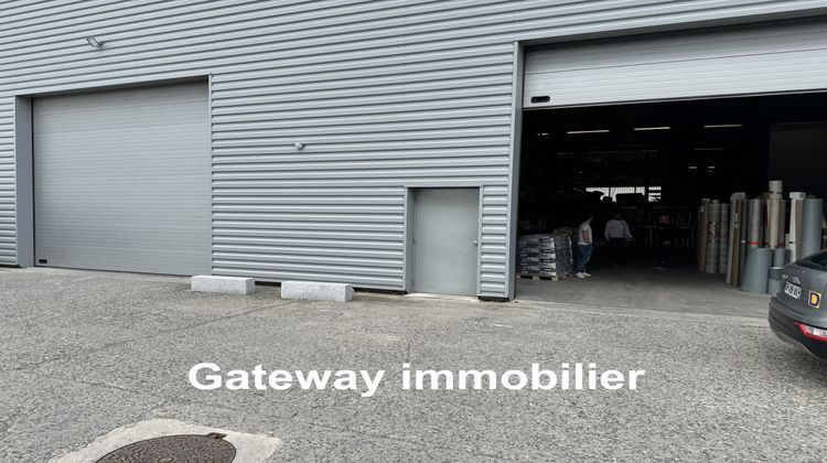 Ma-Cabane - Location Local commercial Clermont-Ferrand, 1300 m²