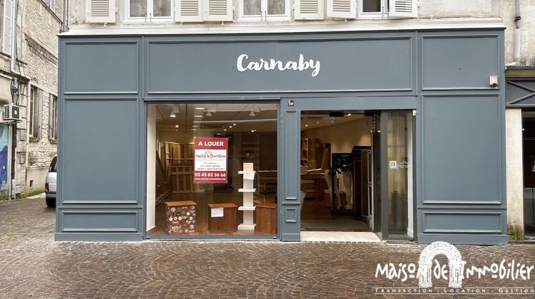 Ma-Cabane - Location Local commercial Cognac, 100 m²