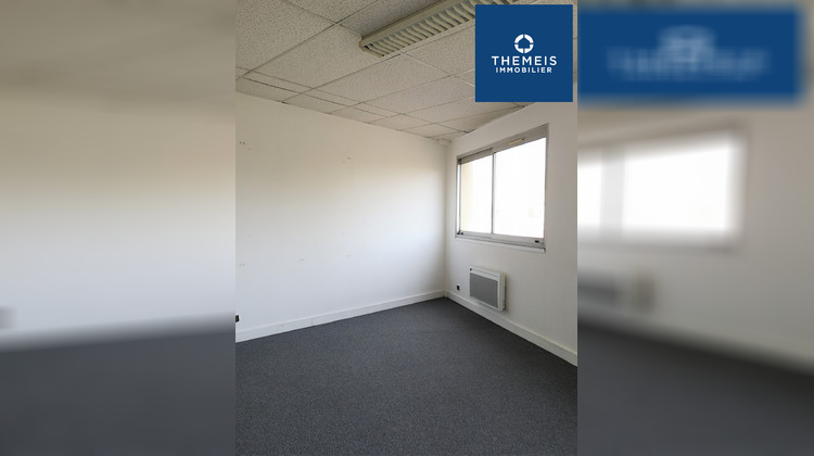 Ma-Cabane - Location Local commercial COIGNIERES, 0 m²