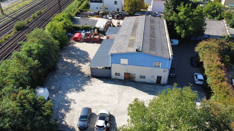 Ma-Cabane - Location Local commercial COLLONGES AU MONT  D OR, 550 m²